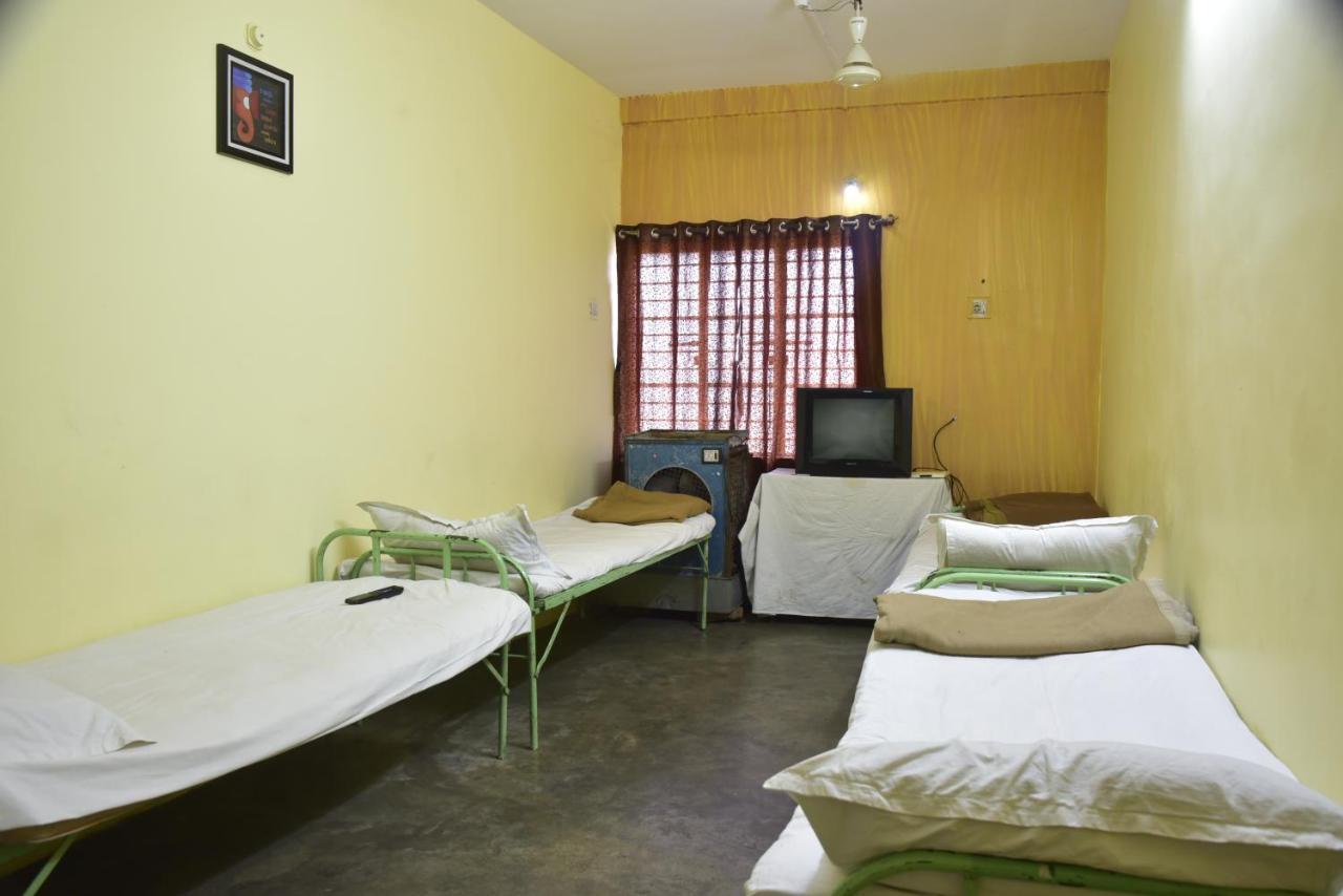 Hotel Drishti Inn Khāpri Exterior photo